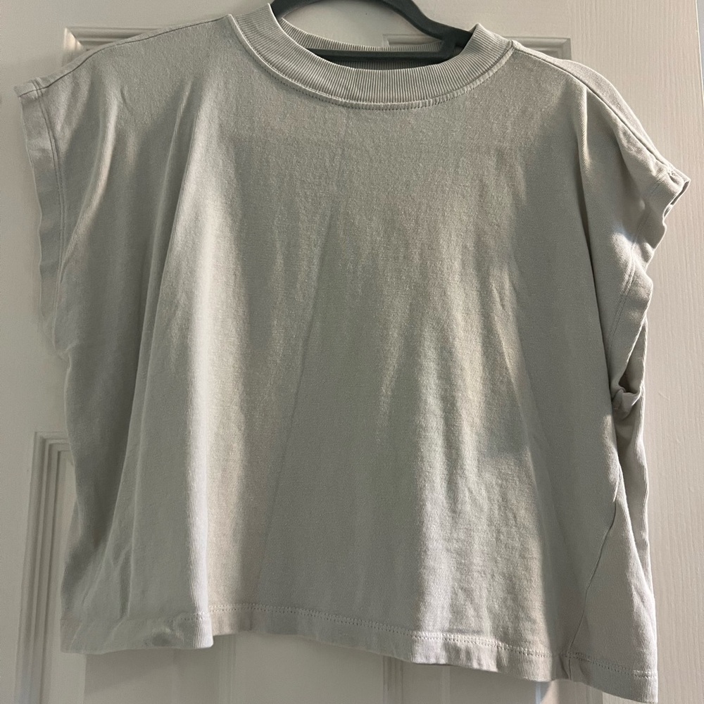 Grey Zara tee